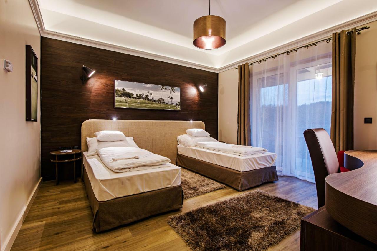 Pannonia Golf & Country Club Bed and Breakfast Alcsutdoboz Eksteriør billede